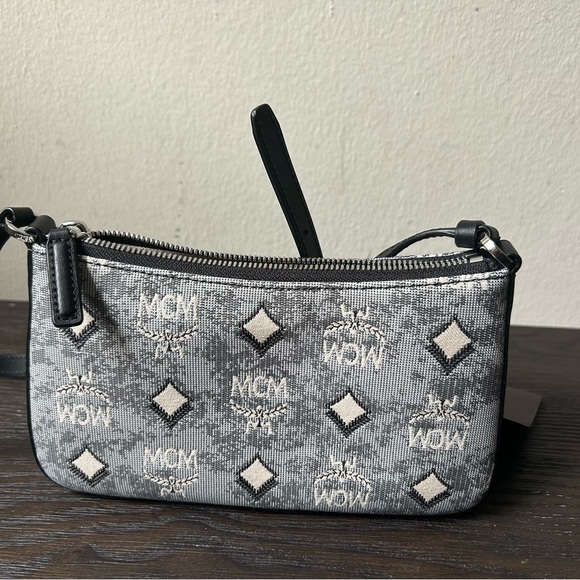 MCM Mini Vintage Jacquard Shoulder  Bag - Picture 4 of 14